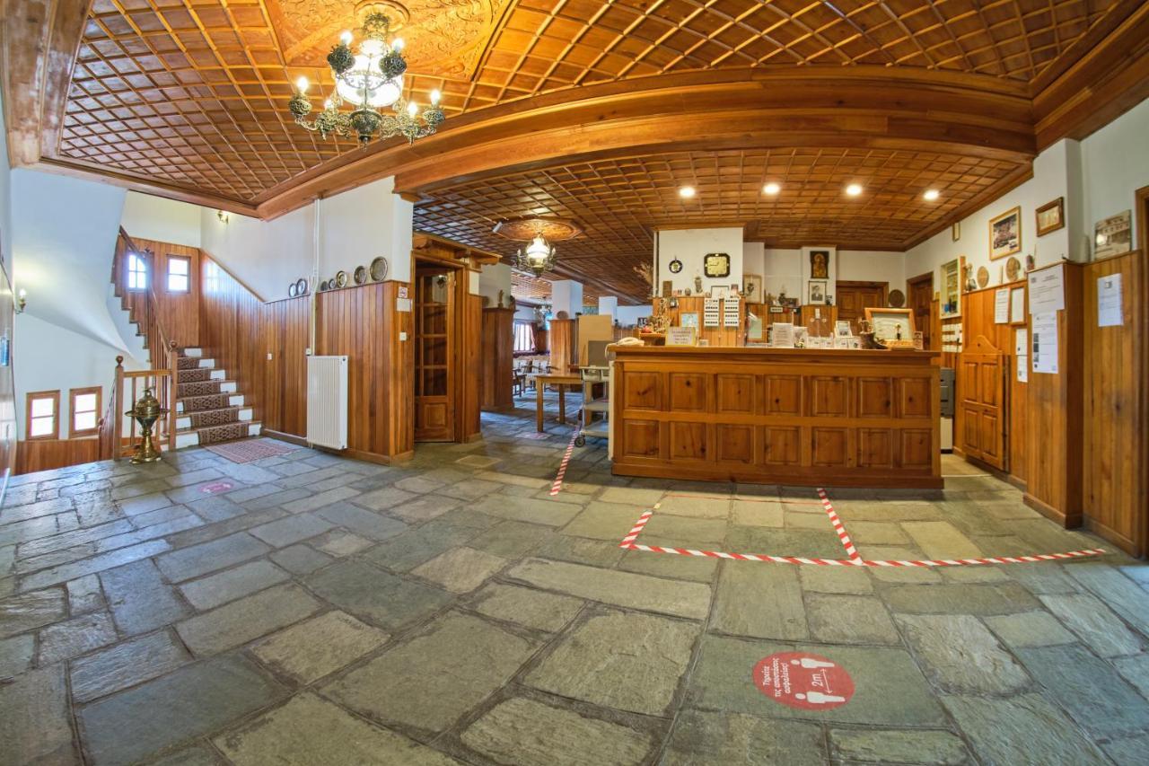 Hotel Victoria メツォヴォ エクステリア 写真