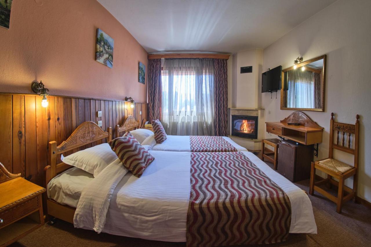 Hotel Victoria メツォヴォ エクステリア 写真