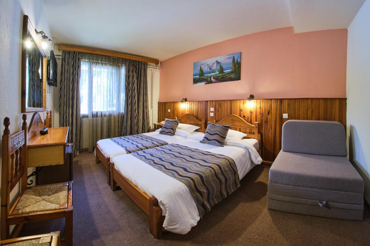 Hotel Victoria メツォヴォ エクステリア 写真